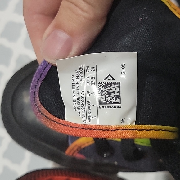 Custom Pride Rainbow Galaxy Space Chuck Taylor Converse ~ 5M 7W - Picture 4 of 4